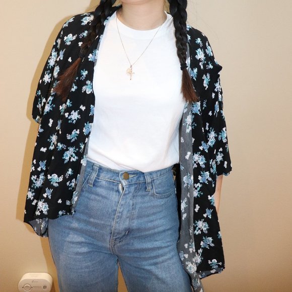 Garage Floral Kimono - Picture 2 of 3